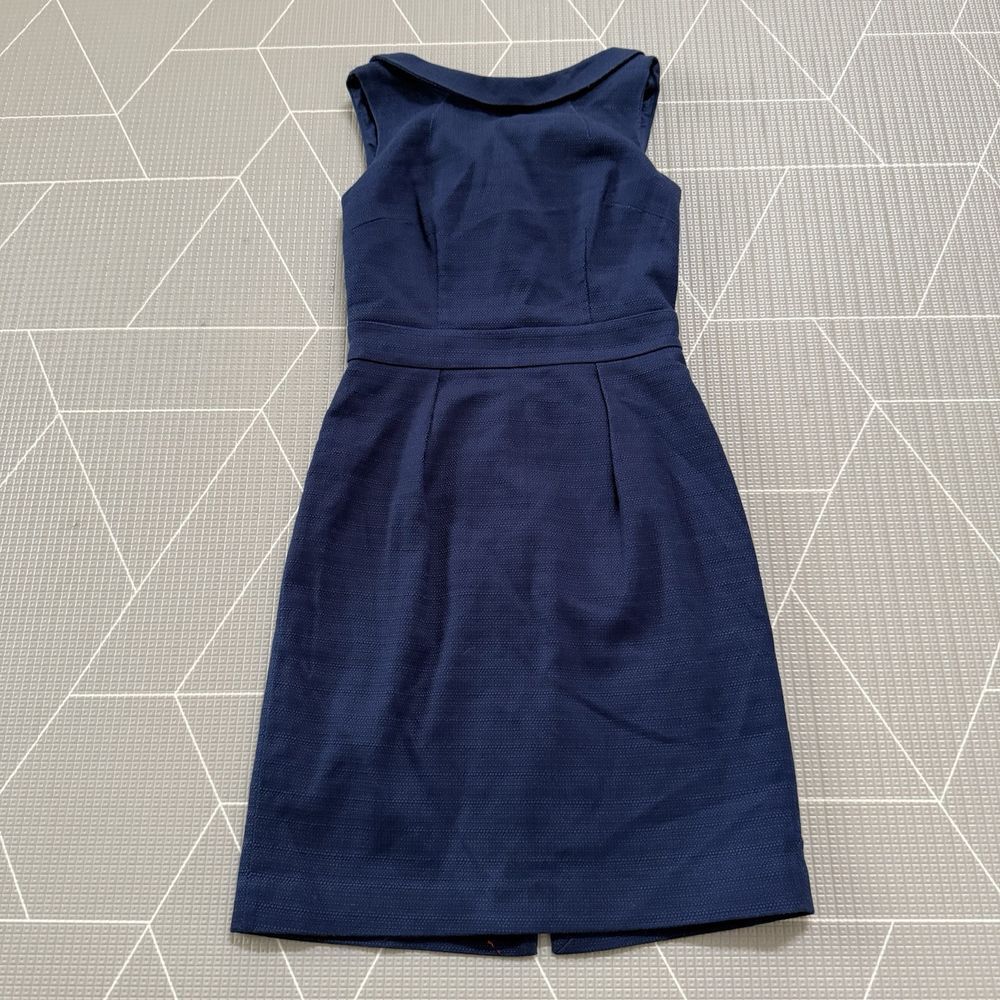 Boden Martha‎ Navy Dress Size 2P Textured Cotton Pencil Sleeveless